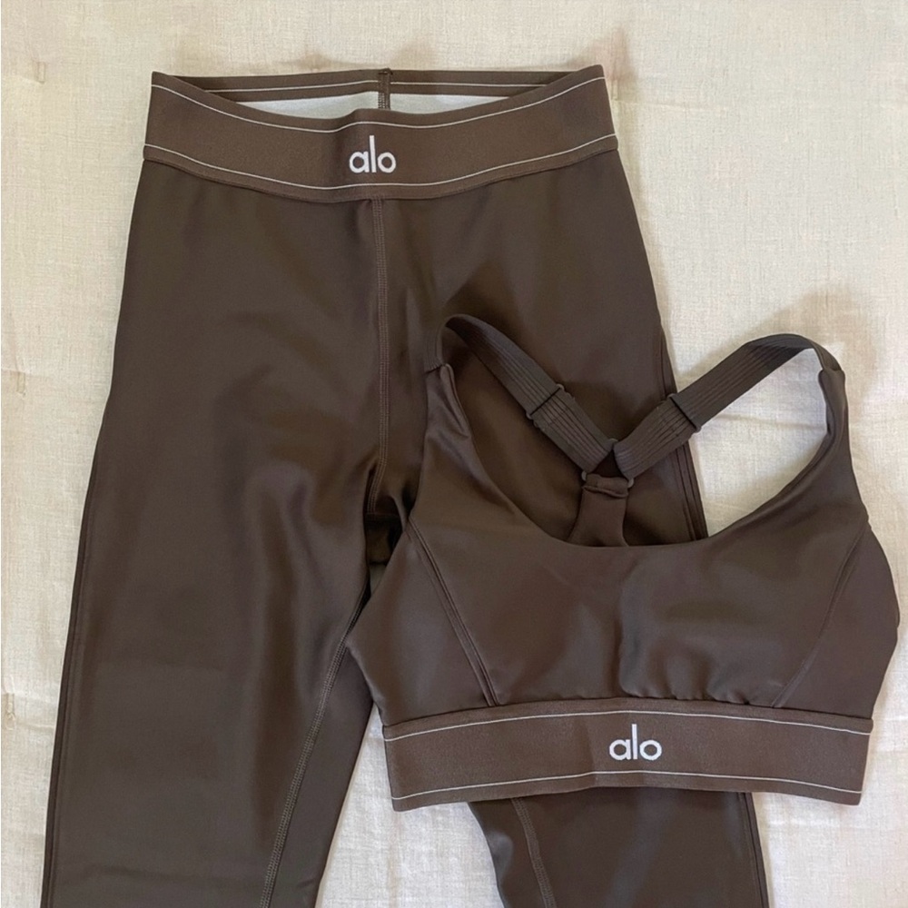 ALO Yoga Brown Leggings and Bra Set